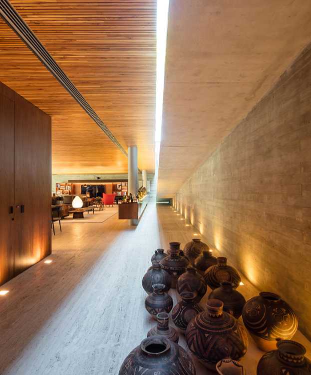 Ligne de lumière entrant dans le salon