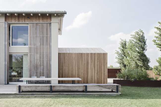 Ampliamento e ristrutturazione di un vecchio fienilenull