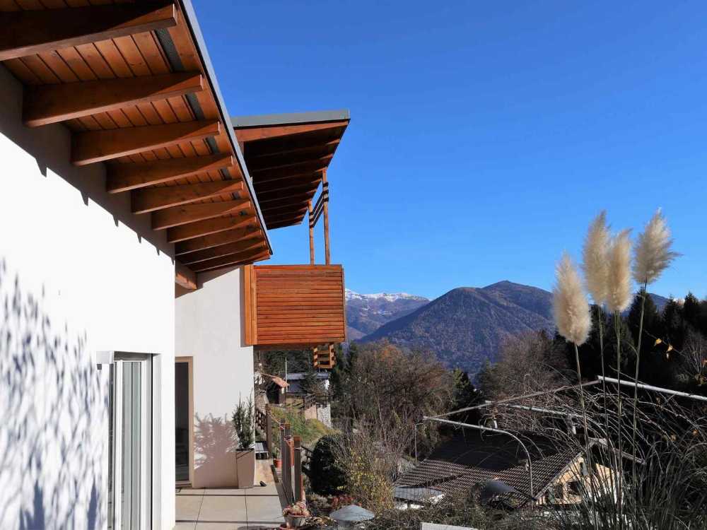 Abitazione con struttura a telaio in legno