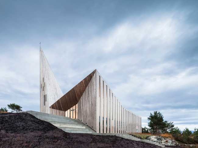 Iglesia noruega reinterpretada