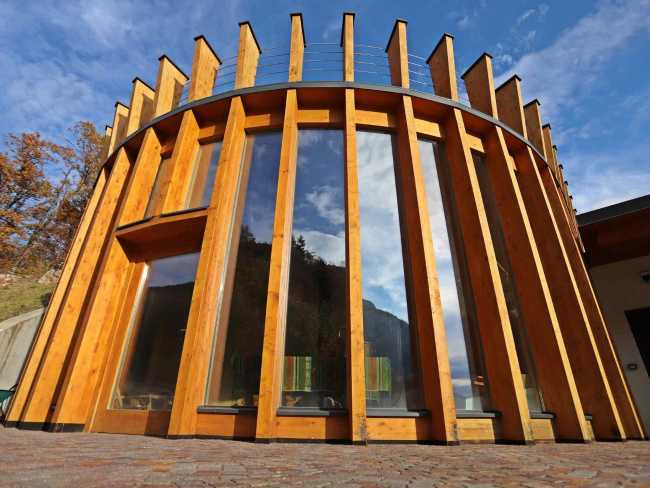 Legno e vetro per un'azienda agricola