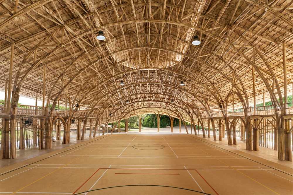 Scuola in Thailandia in bamboo e materiali naturali