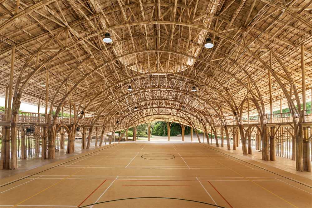 École en Thaïlande faite de bambou et de matériaux naturels