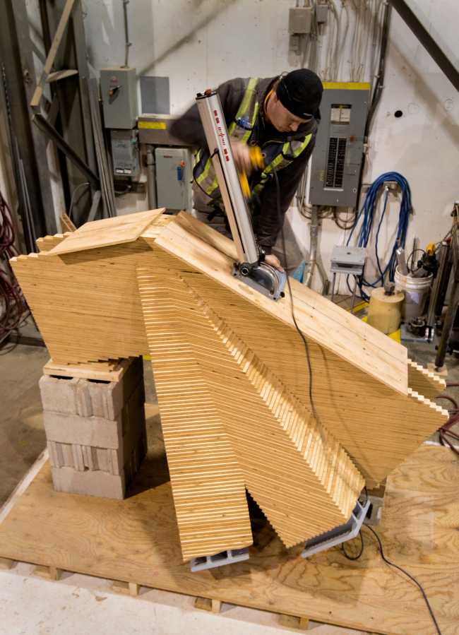 Work on the wooden structure