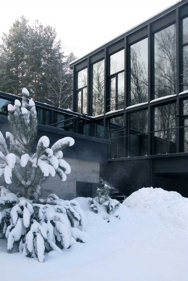 residence with glass facades