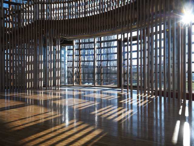 struttura in legno e vetro interno