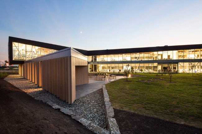 Il progetto architettonico Pomerleau per un ambiente di lavoro performante