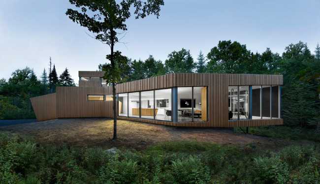 Villa in legno nella foresta