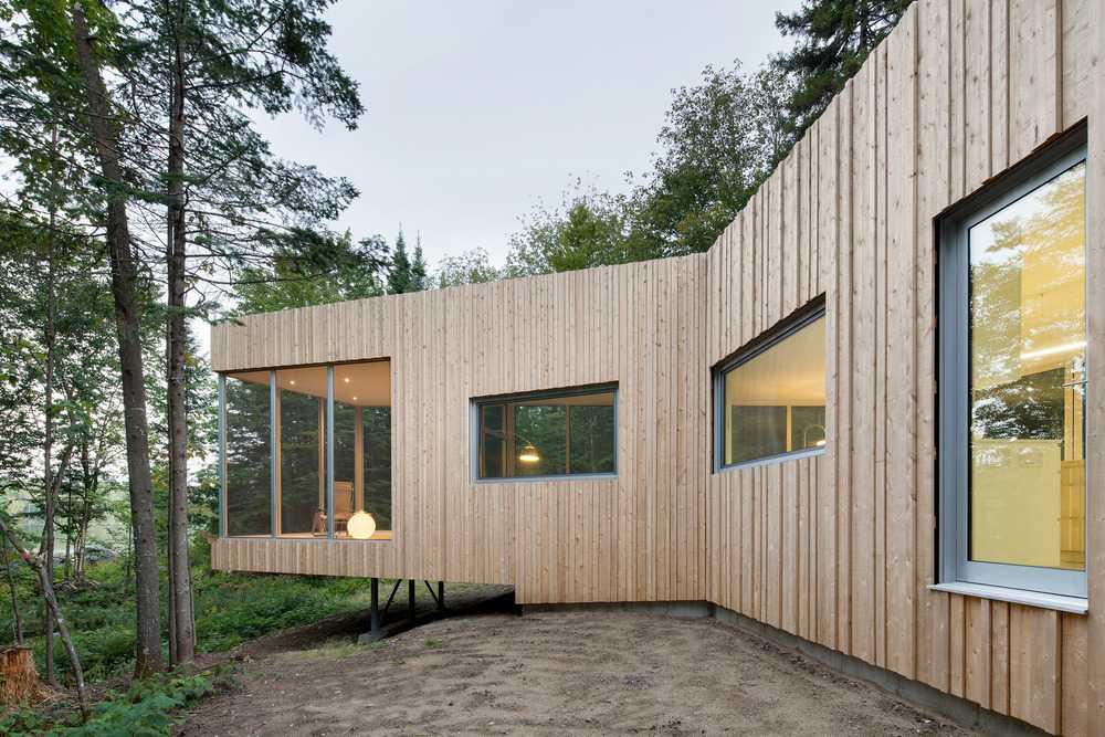 Contemporary wooden villa