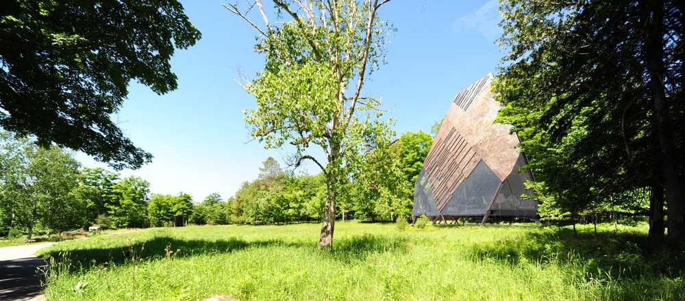 Residenze in legno dalle forme geometriche