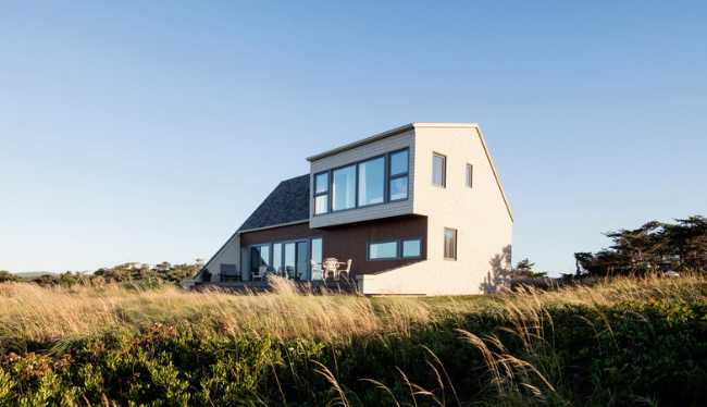 casa con vidrieras en el sur