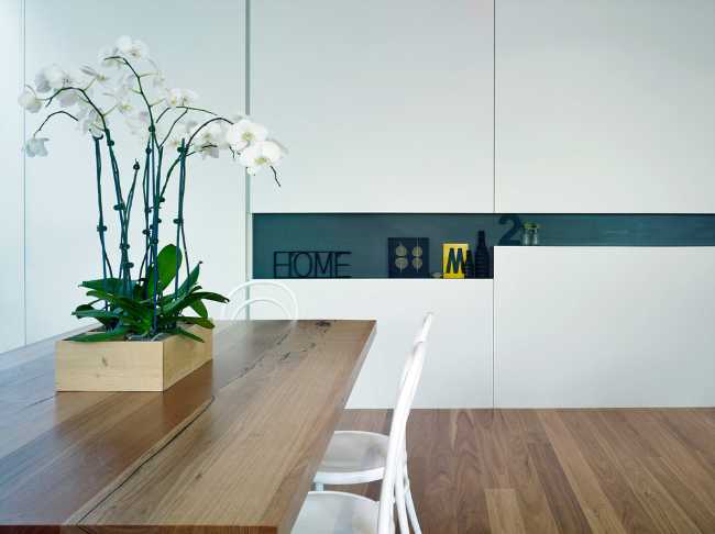 Dining table with plan