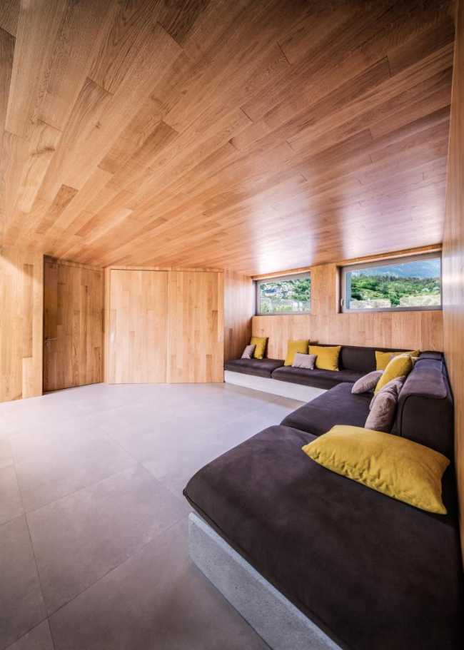 Open space agriturismo interno in legno