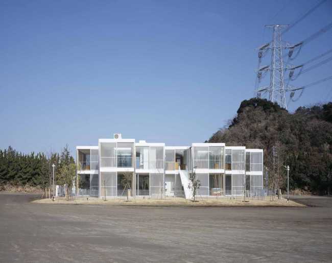 Cubi di vetro per una scuola