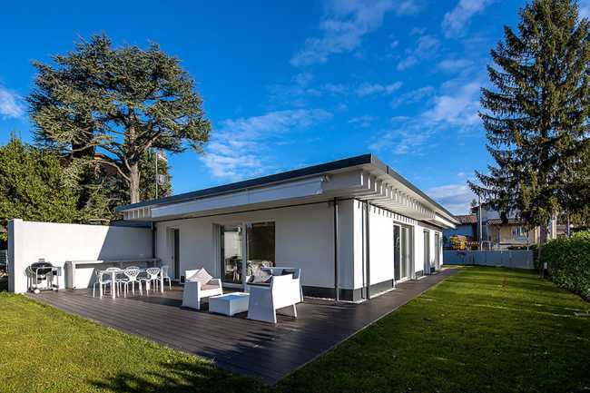 Abitazione rettangolare in legno