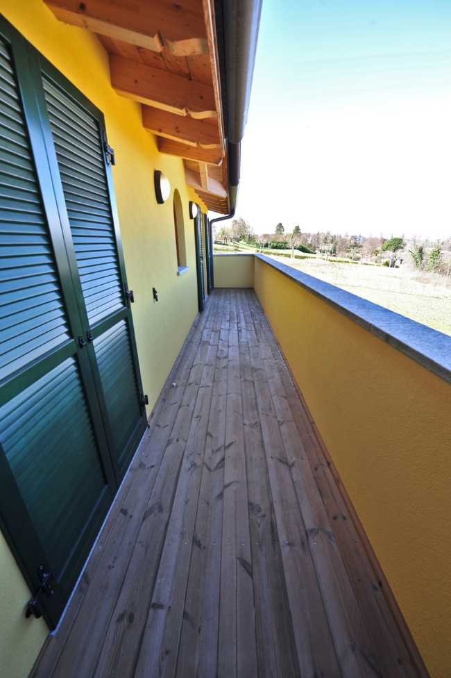 Balcone in legno