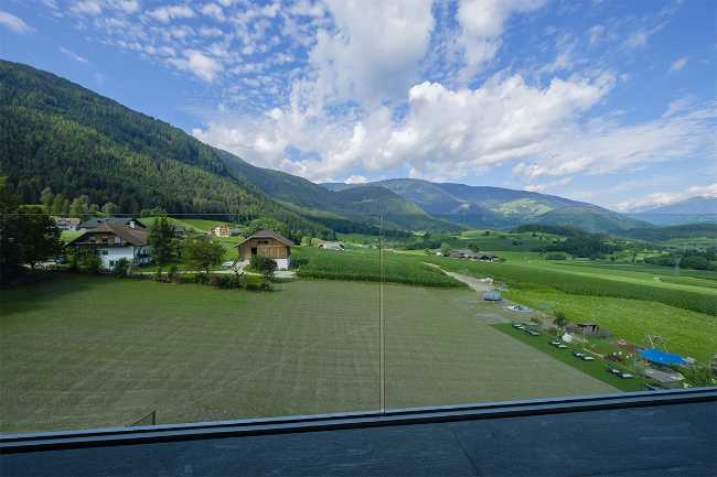 Panorama montano visto da un hotel