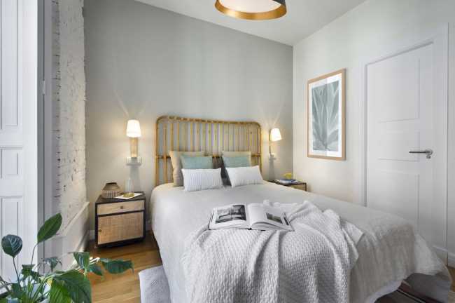 Bedroom with bamboo bed