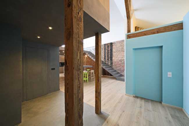 Restauración y limpieza de vigas antiguas