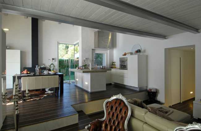 Open plan kitchen and dining room