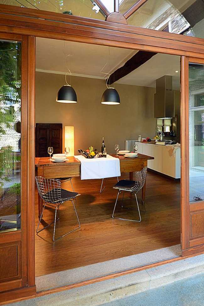 cucina in una villa recuperata