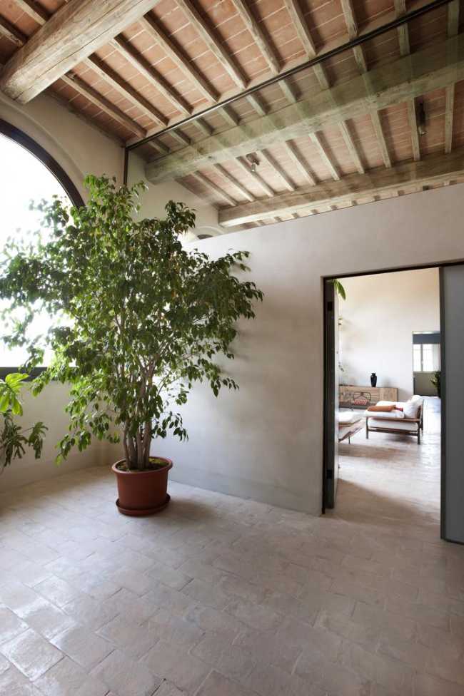 ingresso villa storica