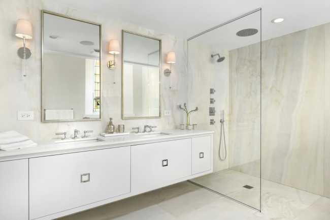 Minimal bathroom