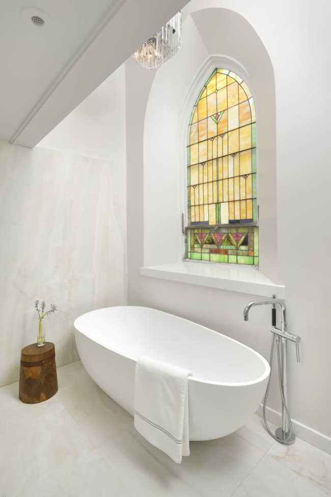 Gothic bathtub and window