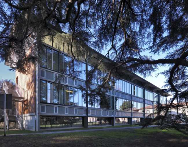 Escuela primaria moderna