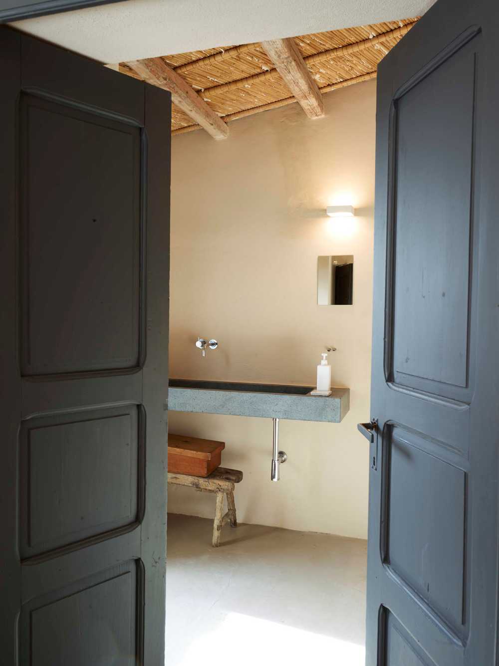 Casolare con piscina