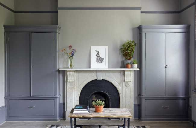 Living room with fireplace