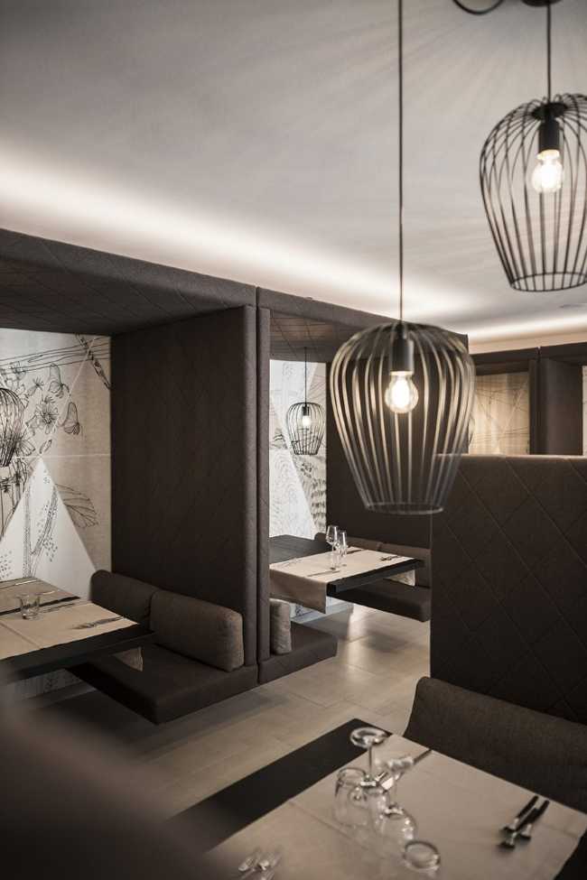 restaurant area of a hotel