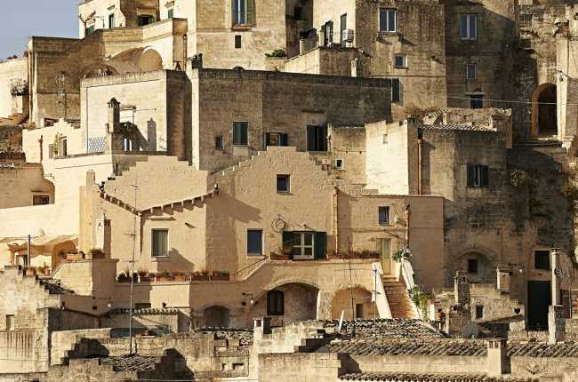 Residence among the stones of Matera