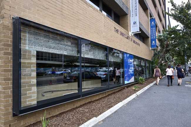 Università in pietra e vetro