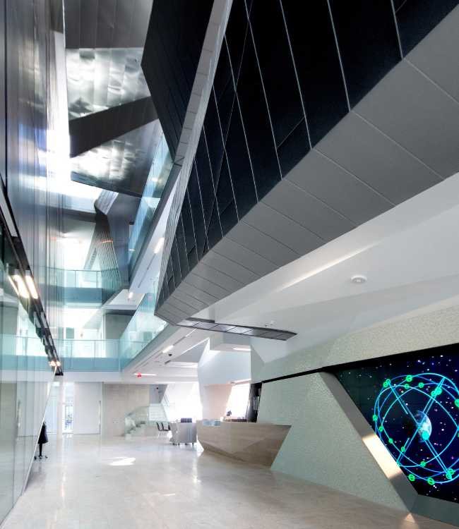 Architettura e gioco di forme e luci