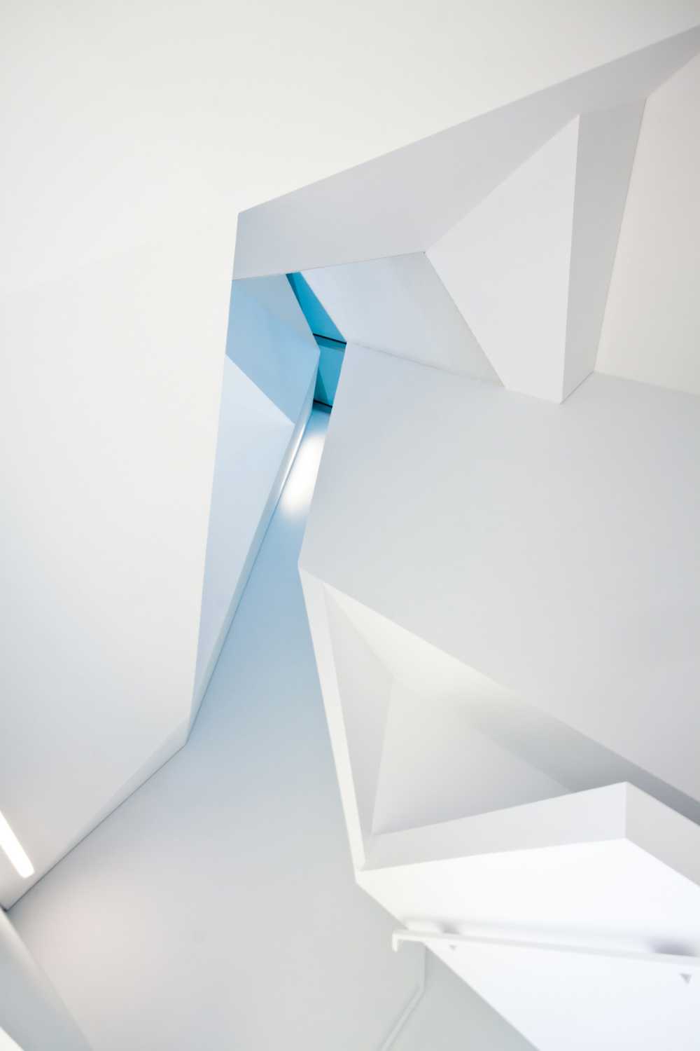 Research centre with contemporary forms