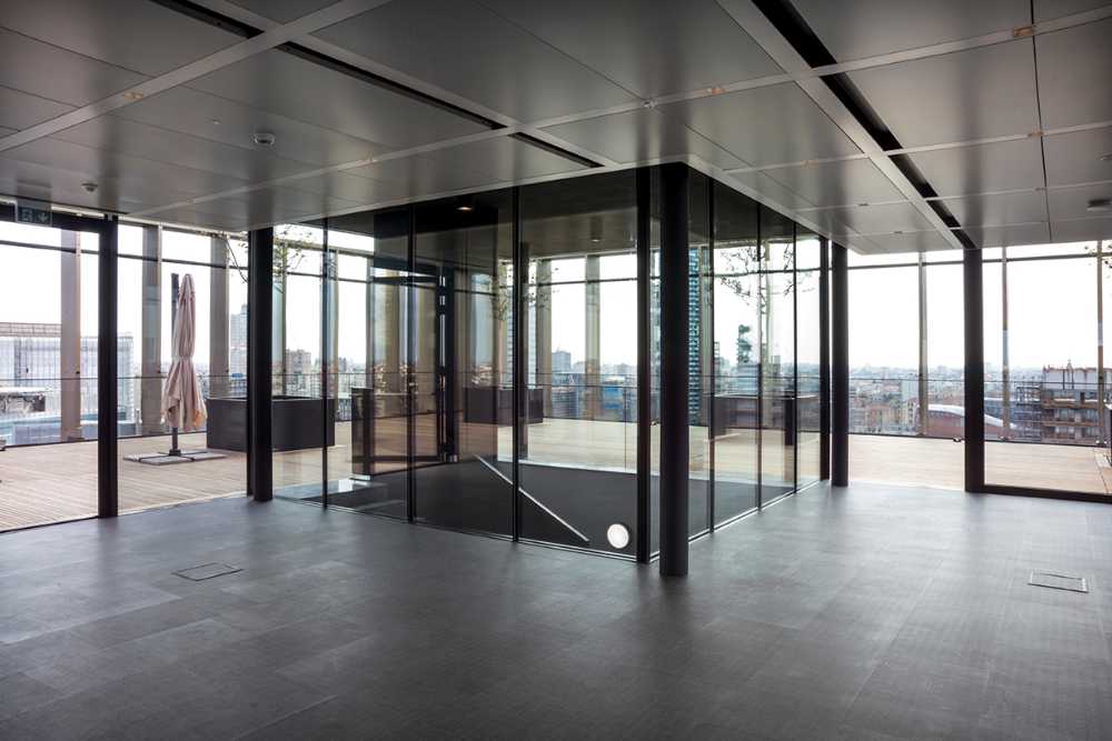 Palace redeveloped in glass