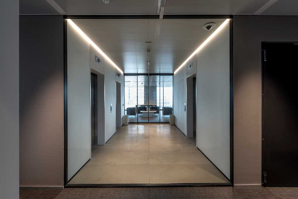 Palace redeveloped in glass