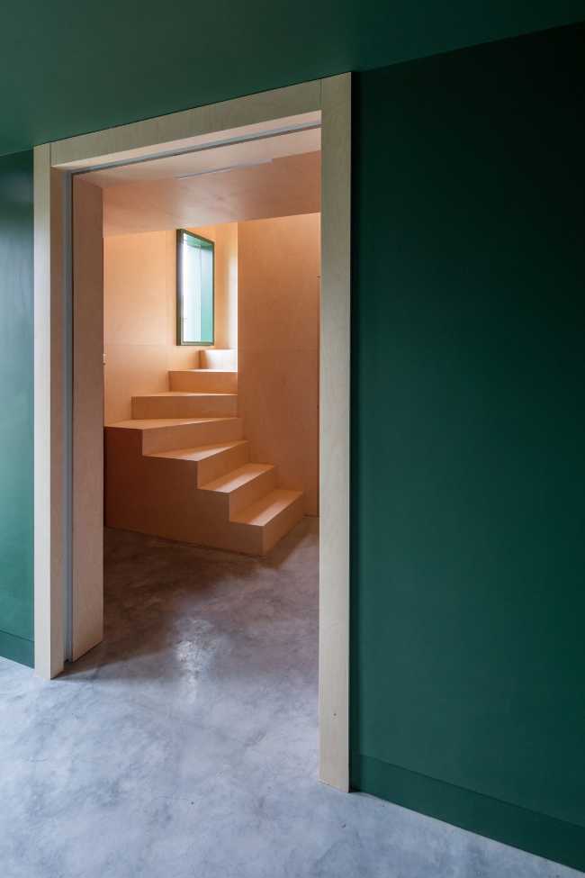 Interiores de madera y verdes