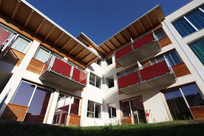 Residenza universitaria innovativa che contrasta l'effetto serra estivo