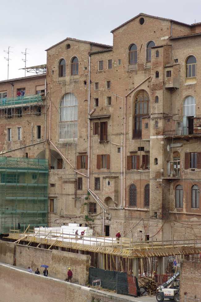 Demolizione e recupero di un edificio storico