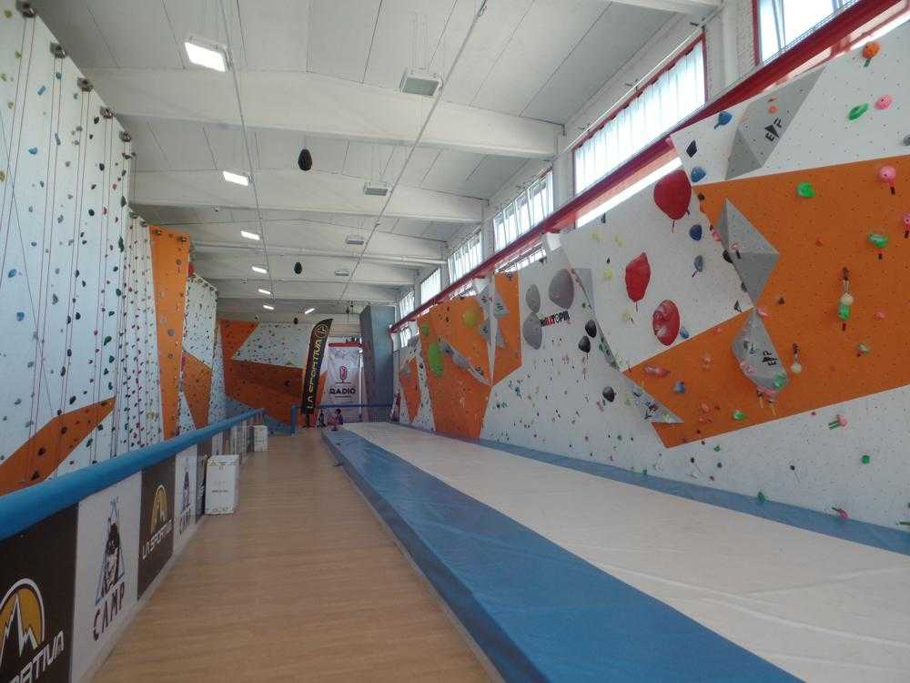 Riconversione di un capannone in palestra
