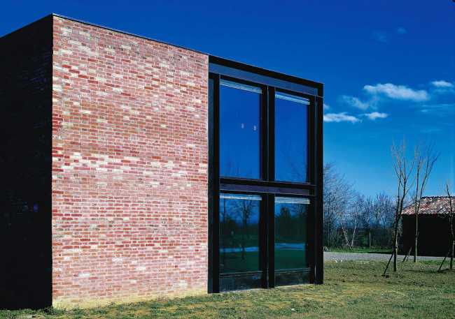 Padiglione facciata in mattoni