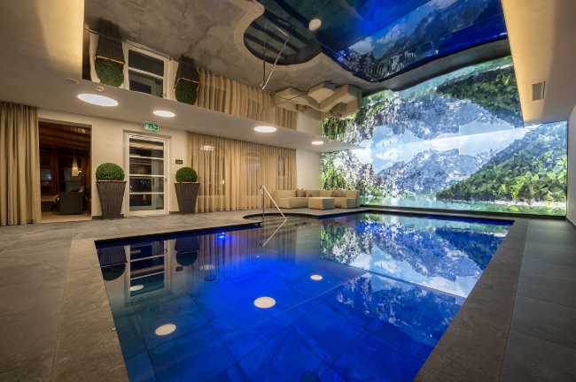 Hubertus Pool, la piscine suspendue entre ciel et terre