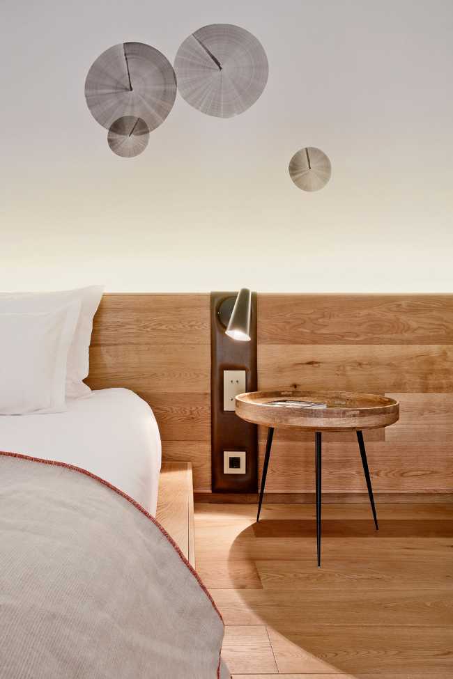bedroom with design details