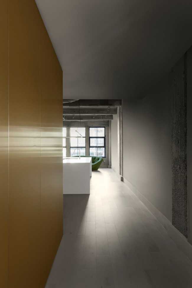 interno minimal di un appartamento