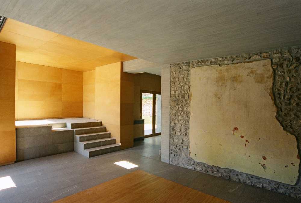 Parete in pietra villa