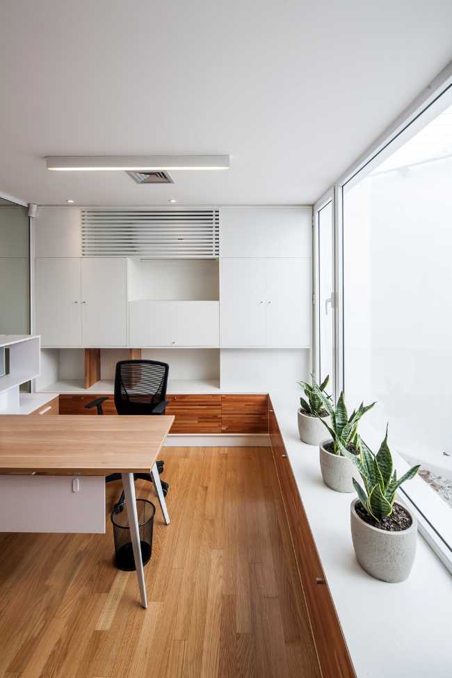 office with parquet and glazed