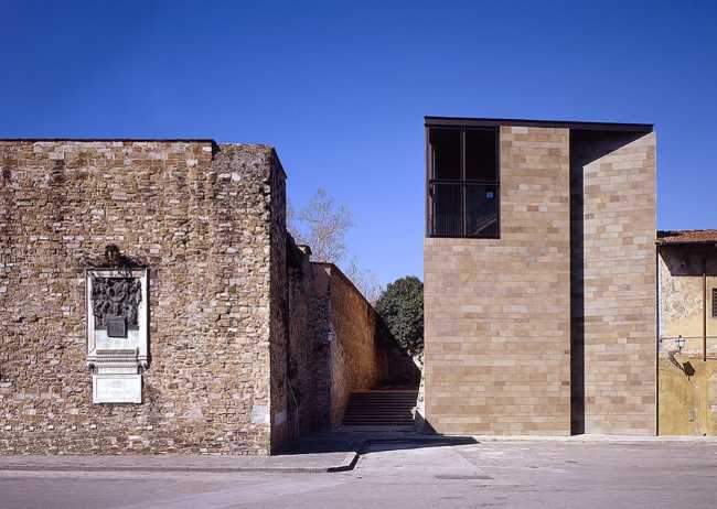 Ristrutturazione di un monastero