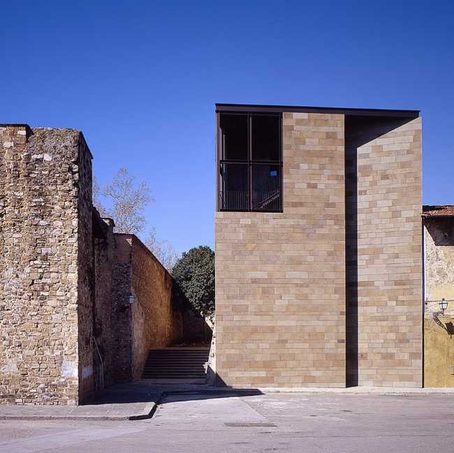 Ristrutturazione di un monastero